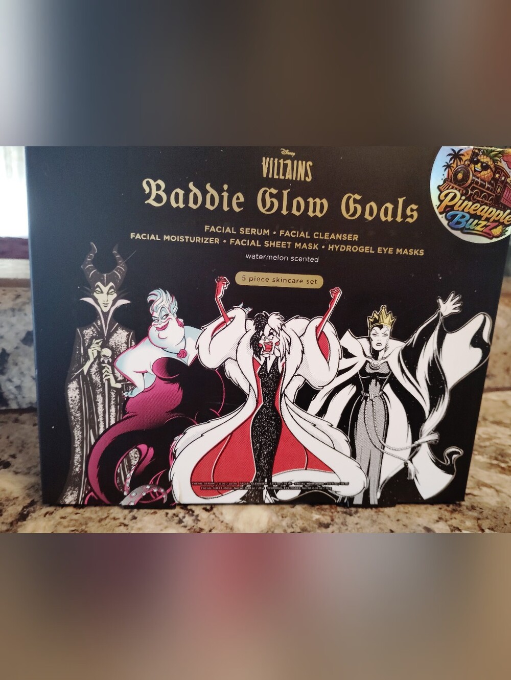 Disney Villains Baddie Glow Goals Skincare Set - Black, Red & Pink